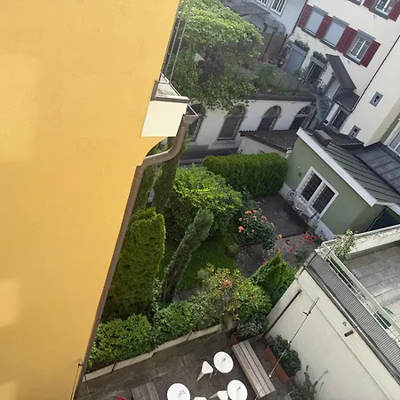 3 Center Mit Gemeinschaftsbad *
