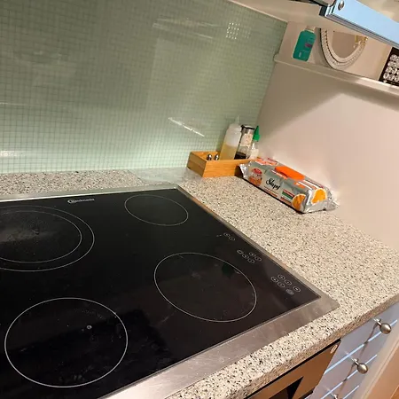 3 Center Mit Gemeinschaftsbad Homestay *