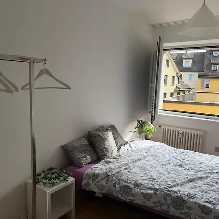 3 Center Mit Gemeinschaftsbad *